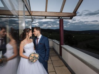 hochzeitsfoto auf der terrasse im obergeschoss